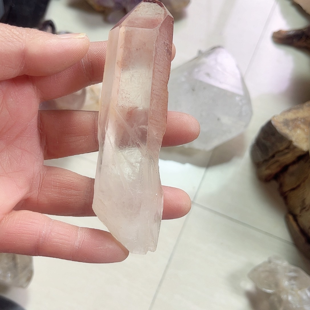 水晶天然水晶摆件未镶嵌张*匀