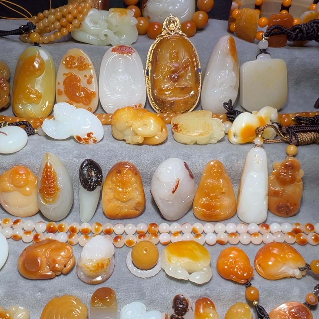 和田玉未镶嵌吊坠(不含链)