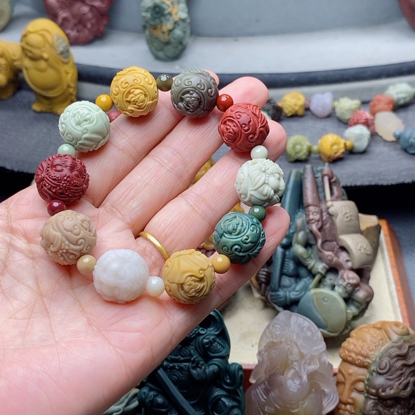 【闪购商品】定制石英质玉吊坠未镶嵌