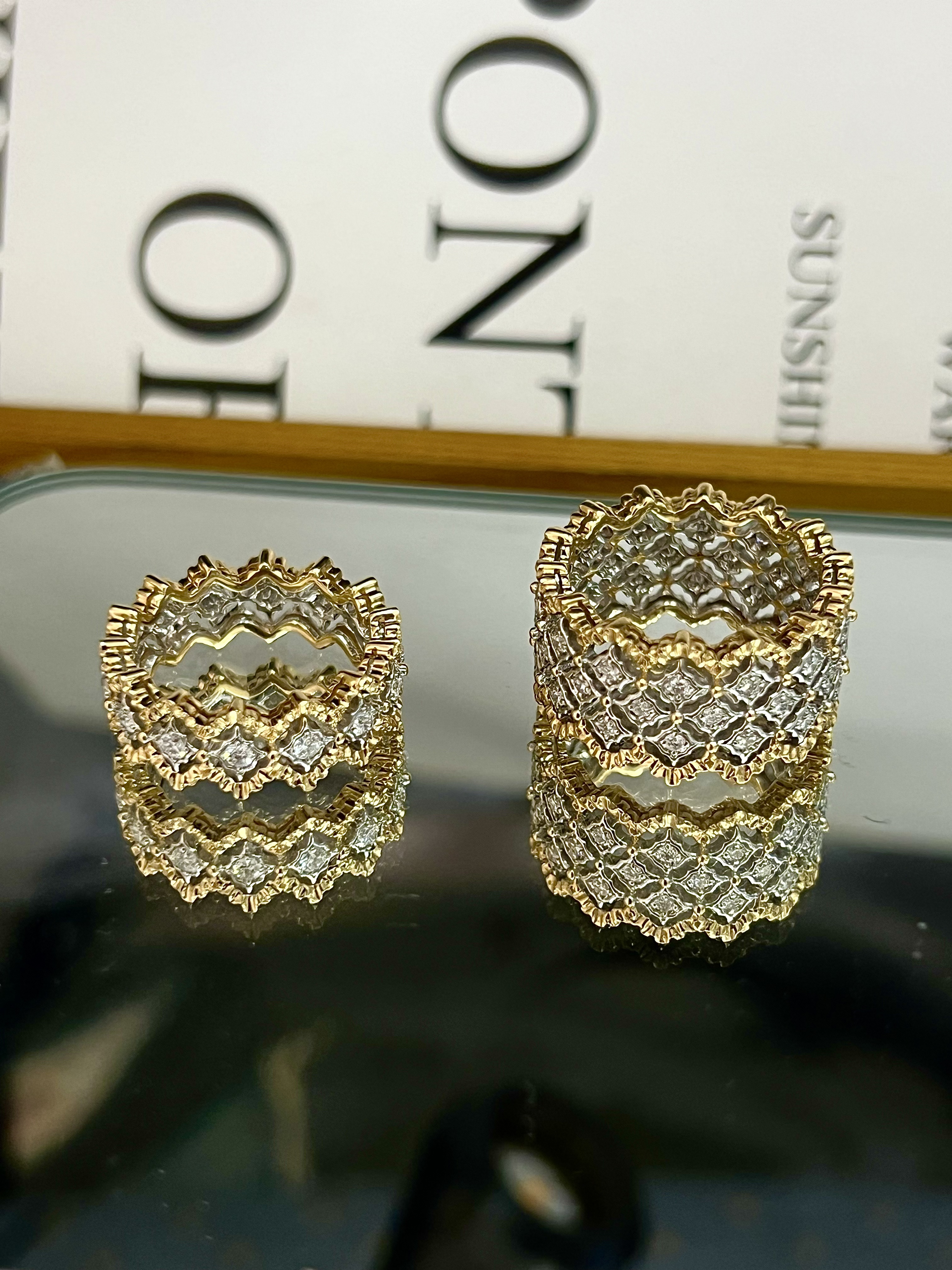【DesiGner的珠宝店】18k金钻石布蕾丝镂空拼色，宽，窄版钻戒