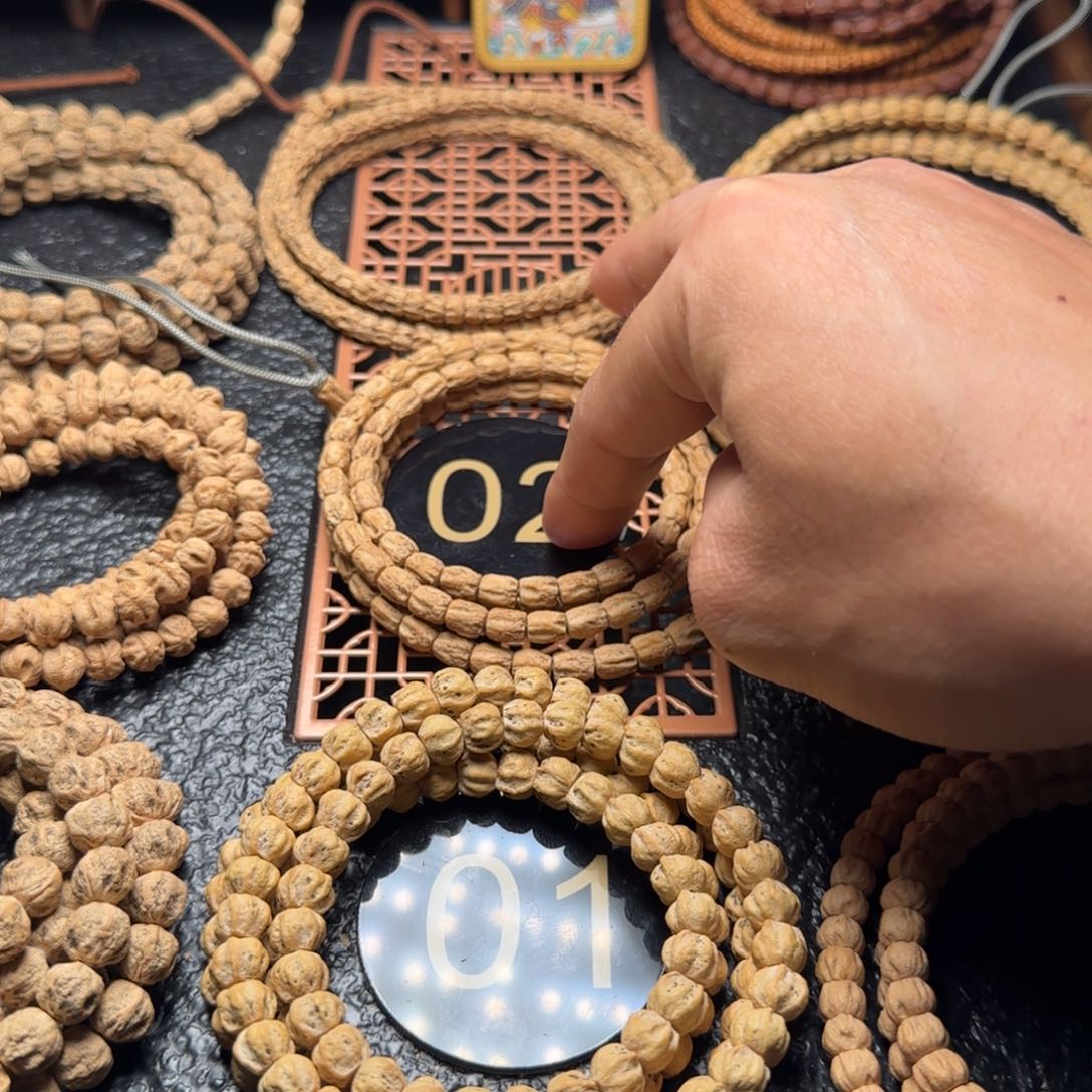 柏香籽/百香籽吊坠?****晋