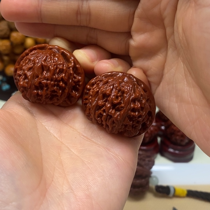 记***忆文玩核桃吊坠宫灯