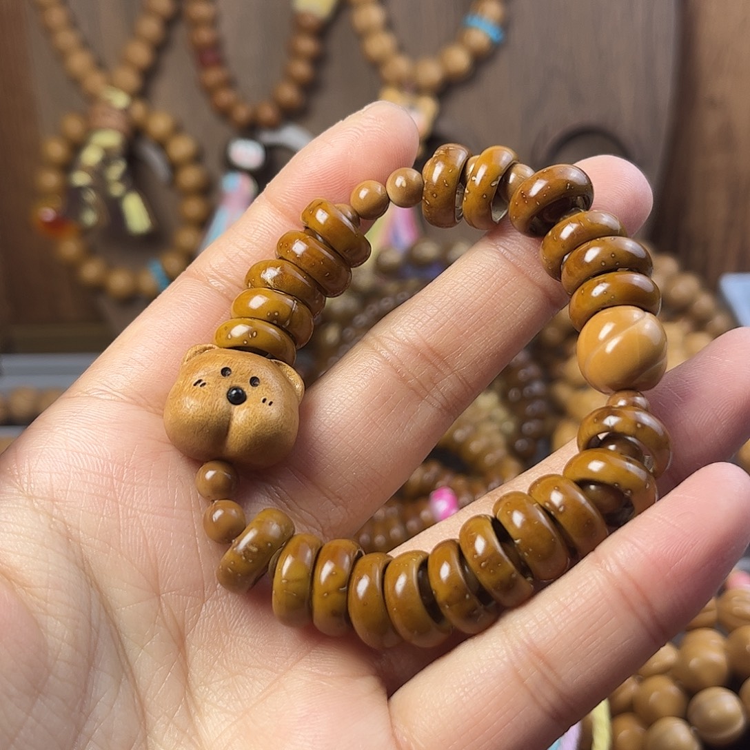 紫金鼠吊坠紫金鼠手串手持碗肠标题