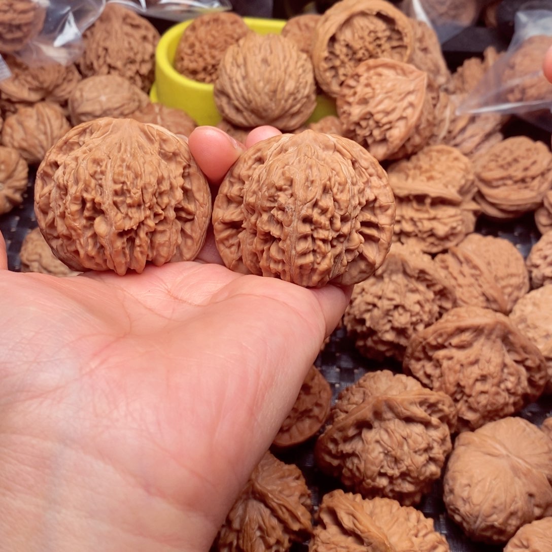 吊坠桃核阿*文玩核桃