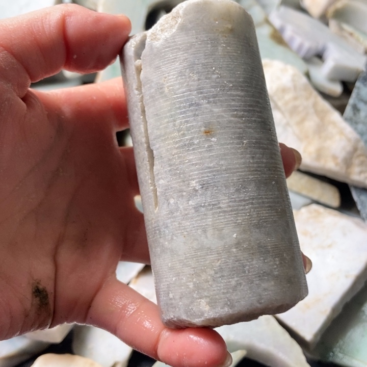 翡翠颈饰未镶嵌天然翡翠