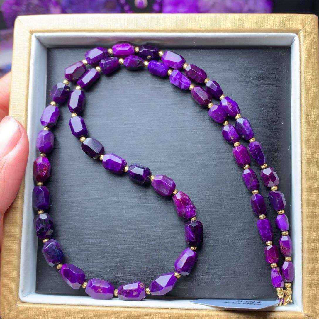 苏纪石（舒俱来）项链18K金镶嵌