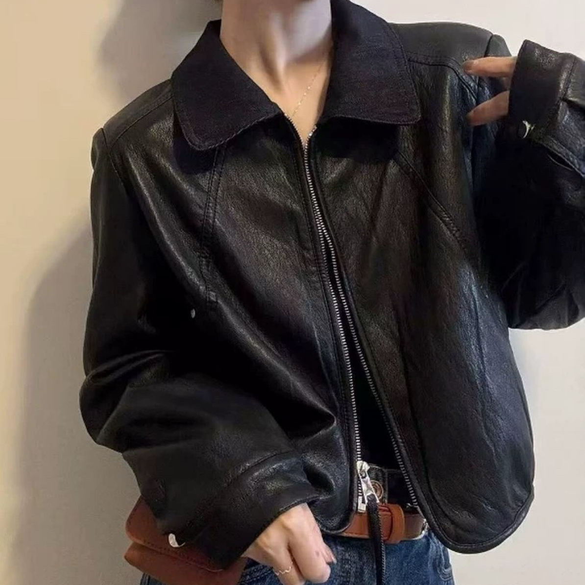 短款皮衣女2025秋季新款小个子柔软蛋白皮POLO领气质黑色机车外套