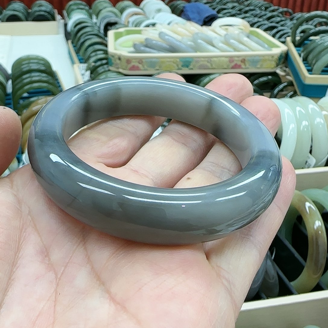 和田玉手镯未镶嵌涵*妈