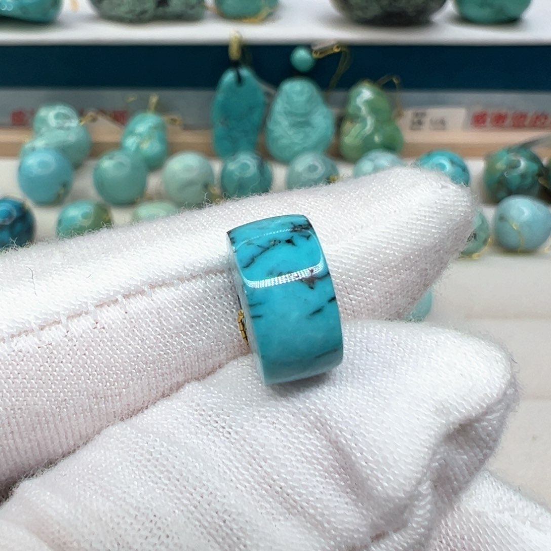 绿松石未镶嵌配饰直径11.6