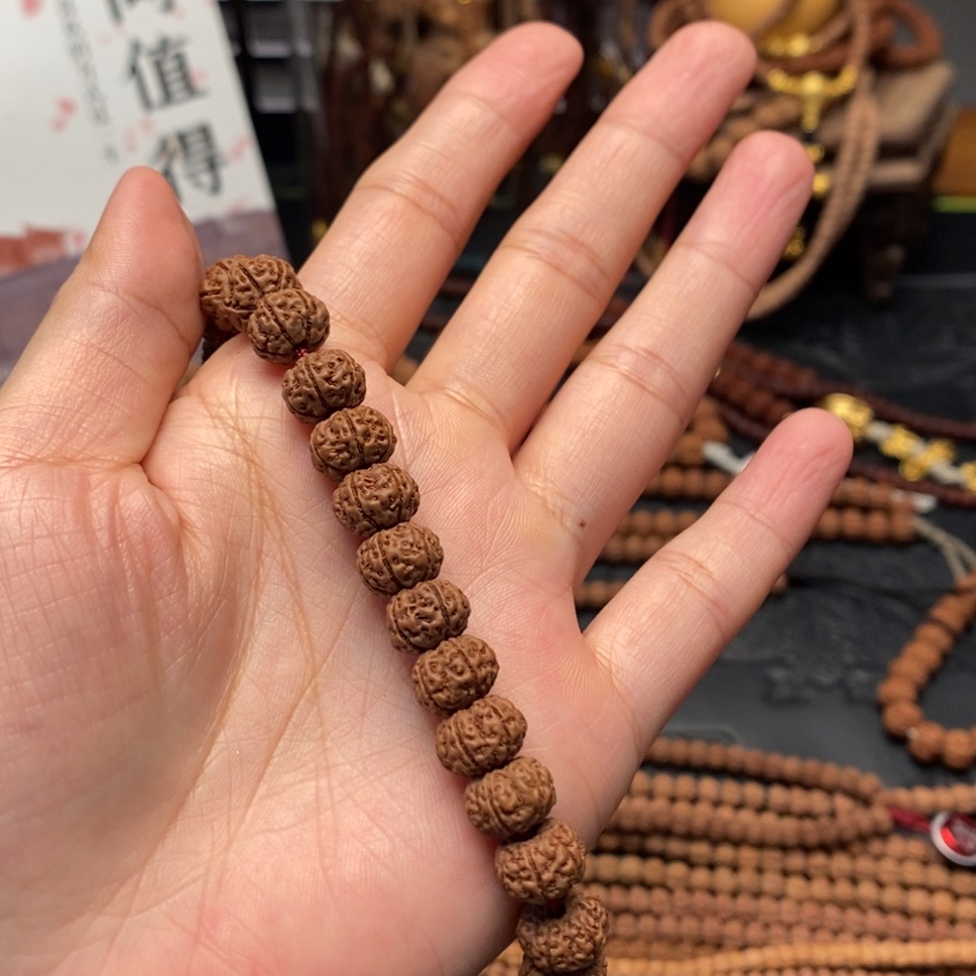 金刚菩提吊坠六瓣凹底梅花手持10