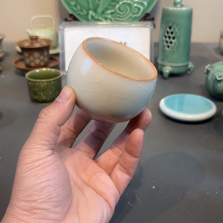 瓷片龙泉青瓷福利青瓷