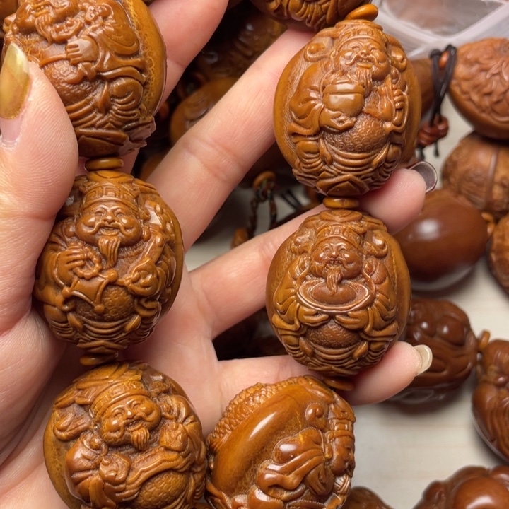 坦***待吊坠橄榄核橄榄核手持