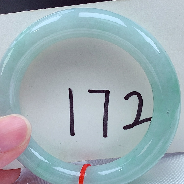 翡翠未镶嵌手镯翡翠