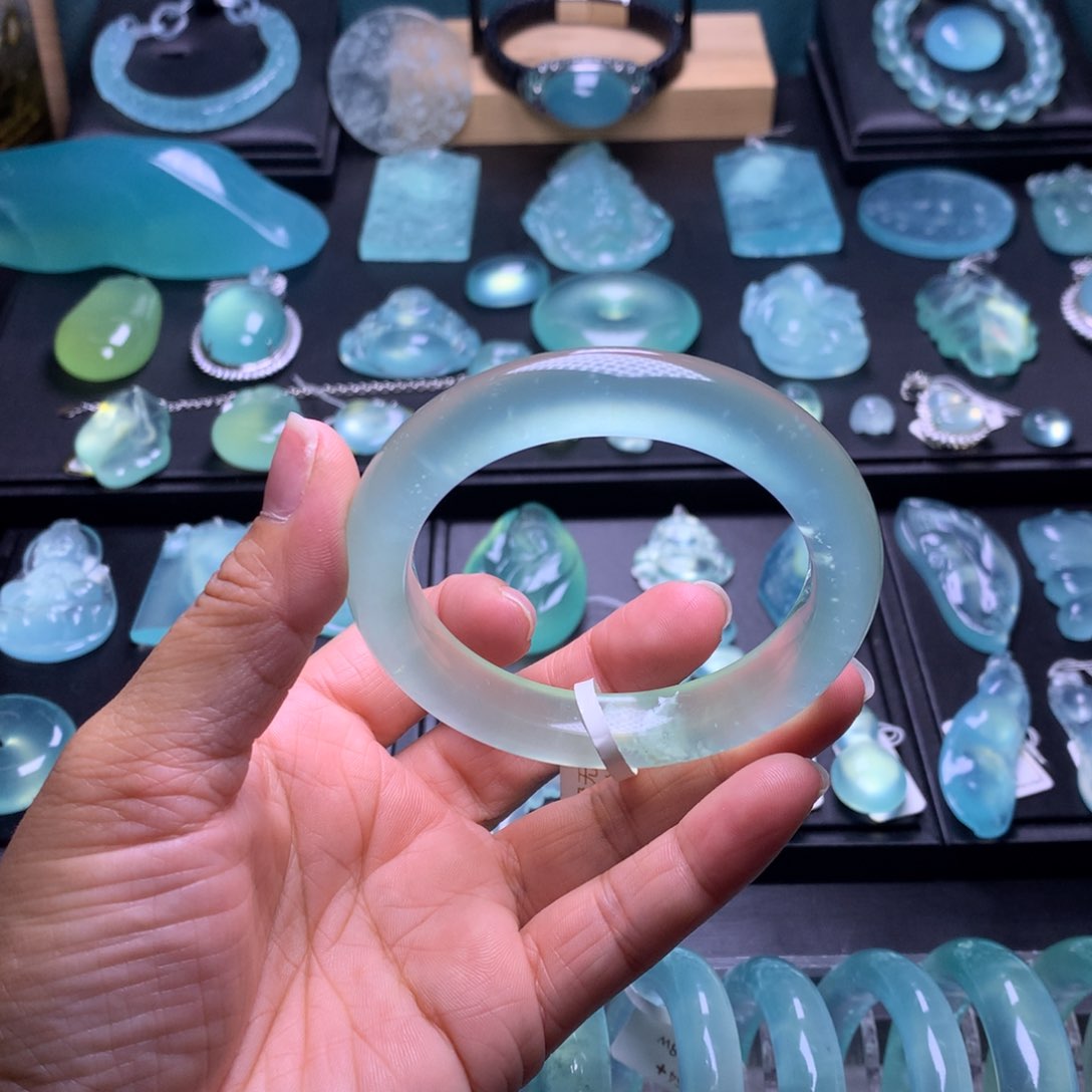 蛇纹石玉手镯53未镶嵌