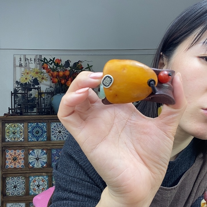蜜蜡手镯未镶嵌手镯