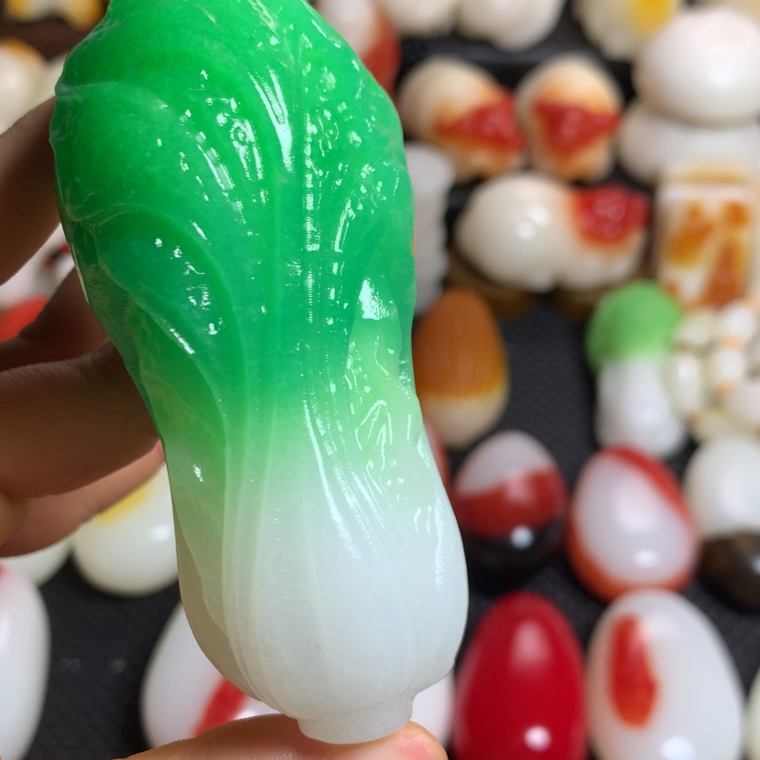新疆戈壁石五彩石