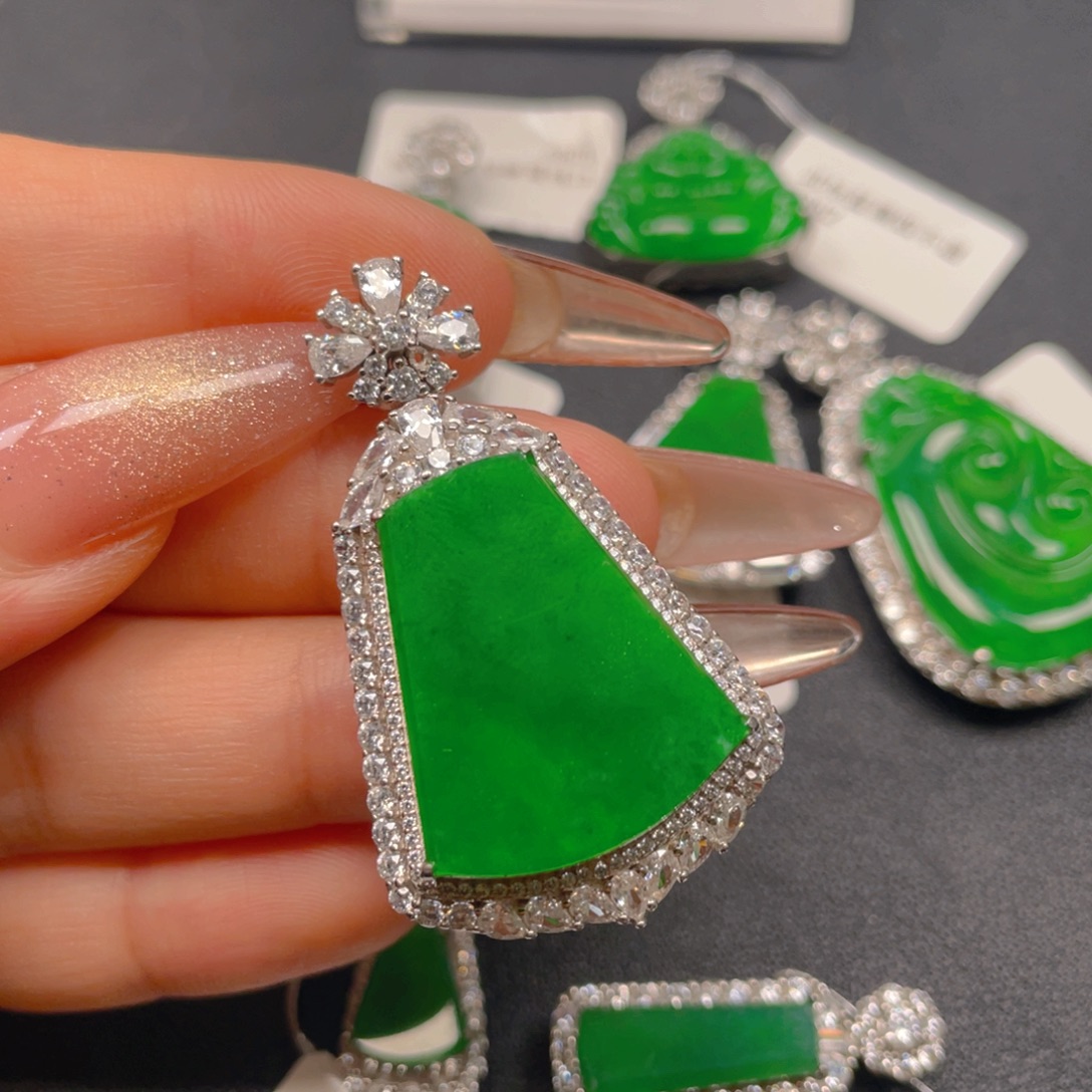 翡翠银S925镶嵌颈饰