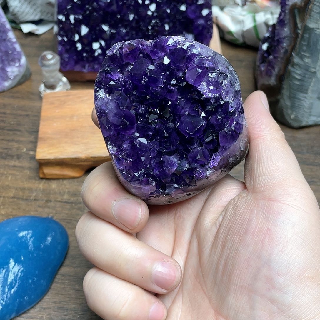 紫晶大型摆件（非配饰）未镶嵌