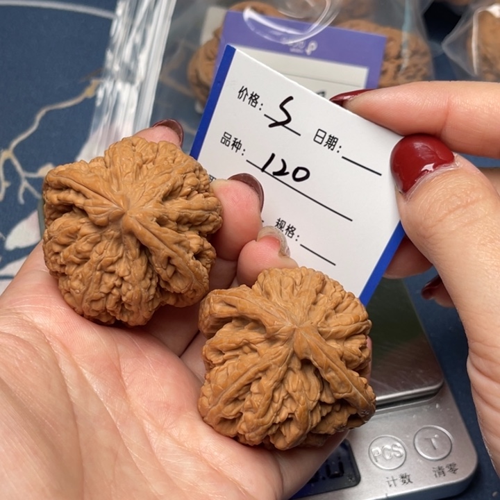 文玩核桃把件粗筋45