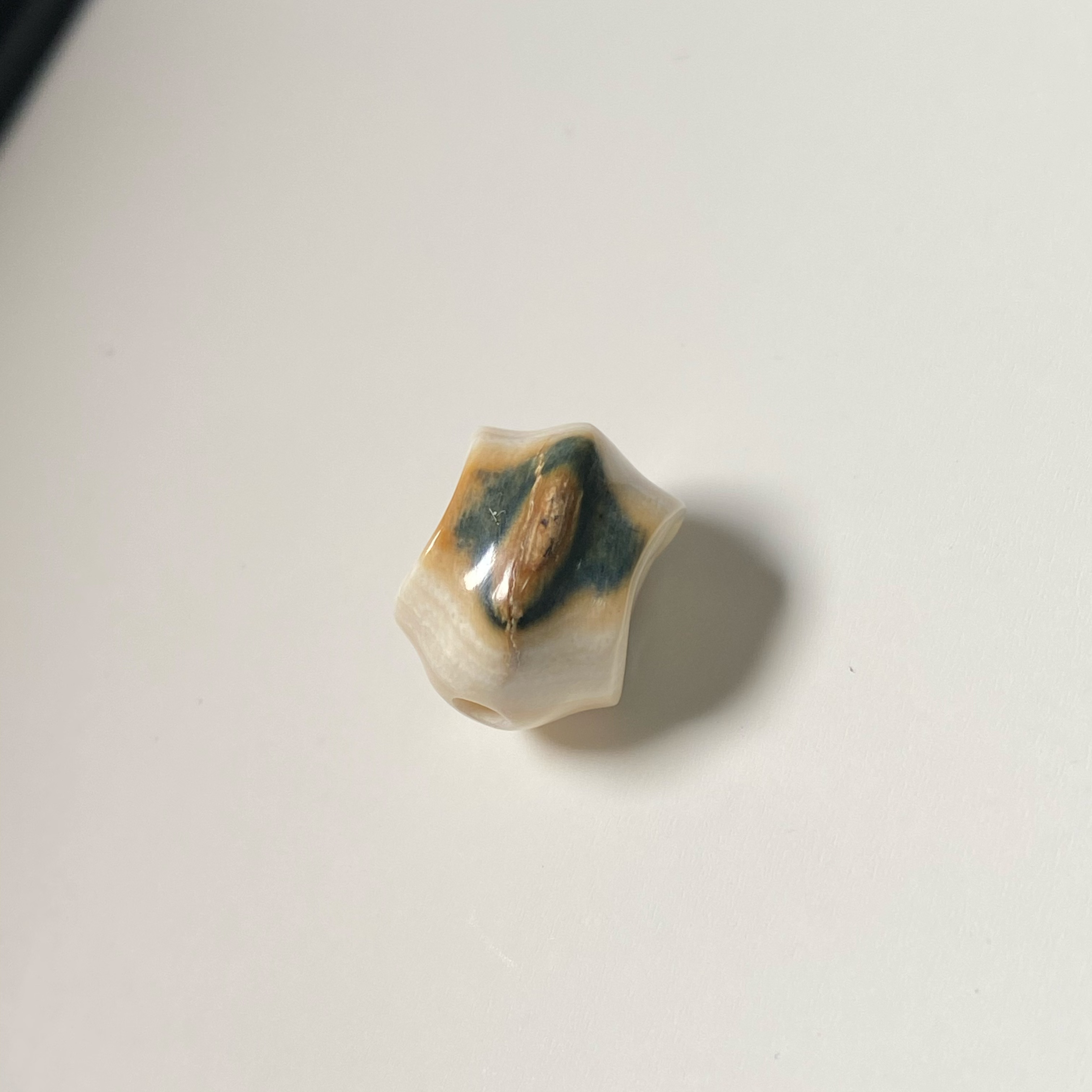 保真猛犸象牙蓝眼三通佛头有皮纹文玩配饰b316