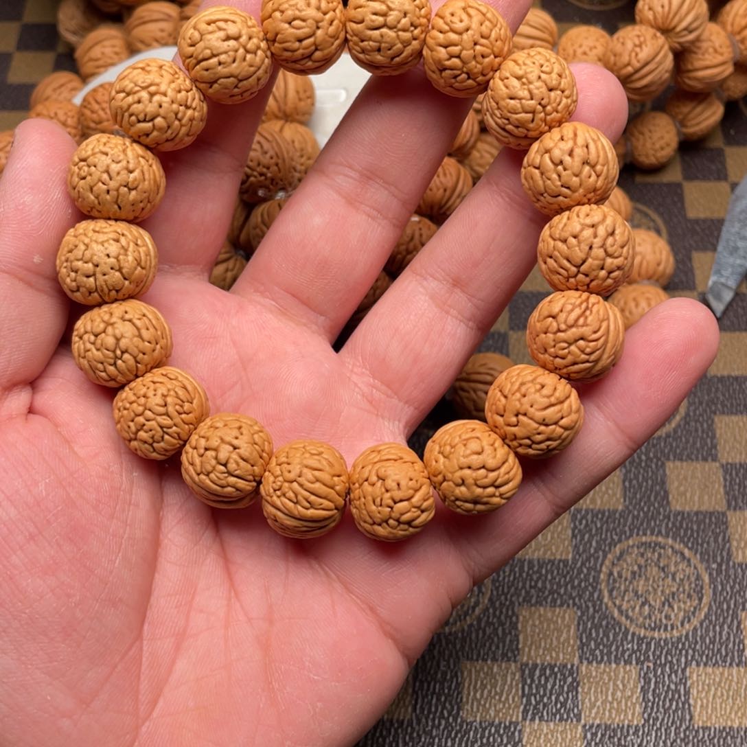 桃核吊坠铁扇铁扇铁扇