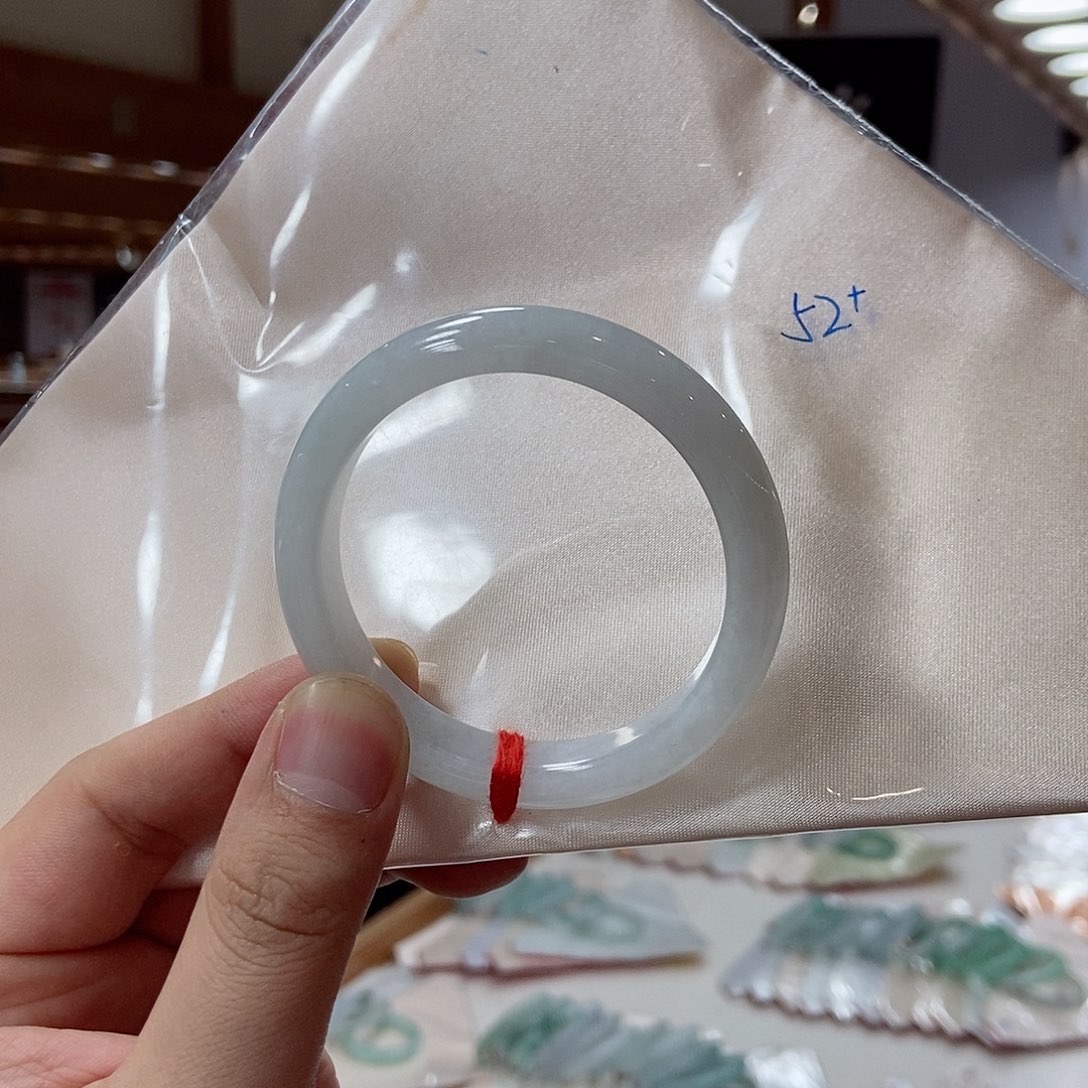 【闪购商品】翡翠未镶嵌手镯买断