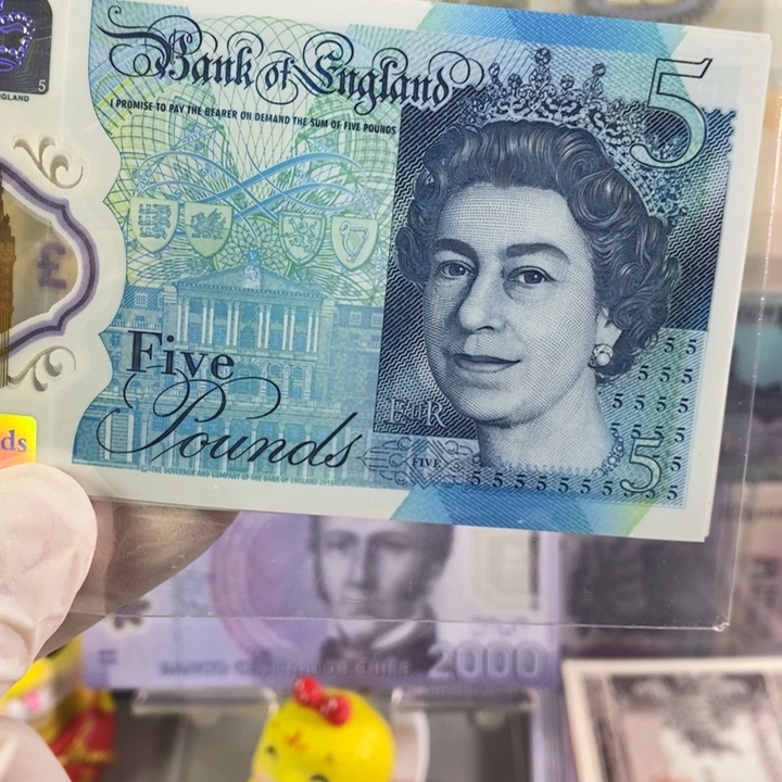 纸币爱*谁英国5 塑料钞 真钞真钱