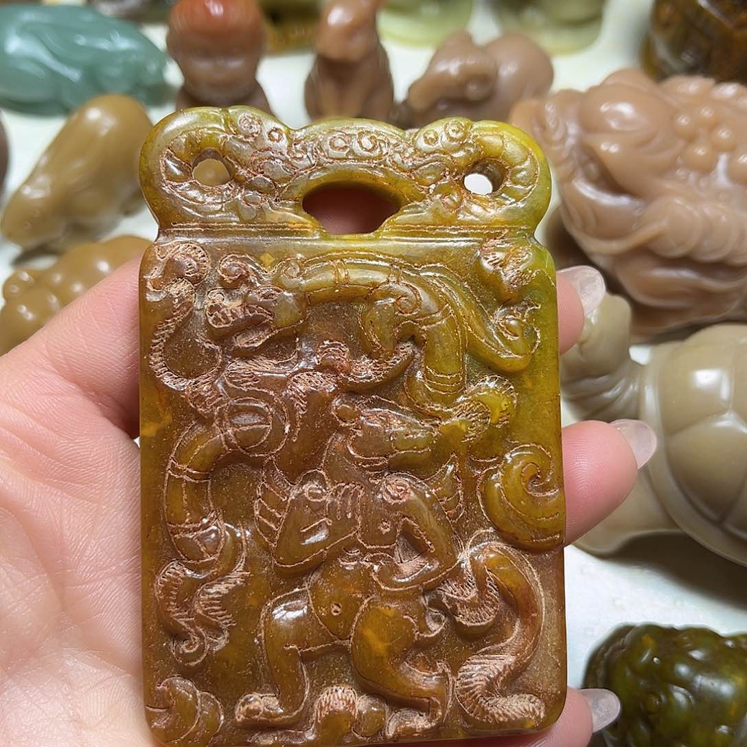 白玉菩提吊坠白玉菩提吊坠