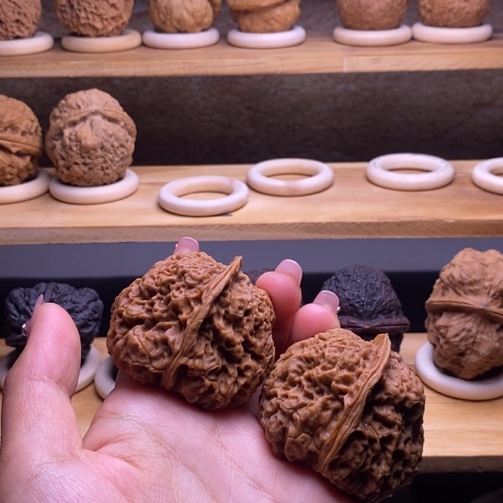 吊坠文玩核桃9。     