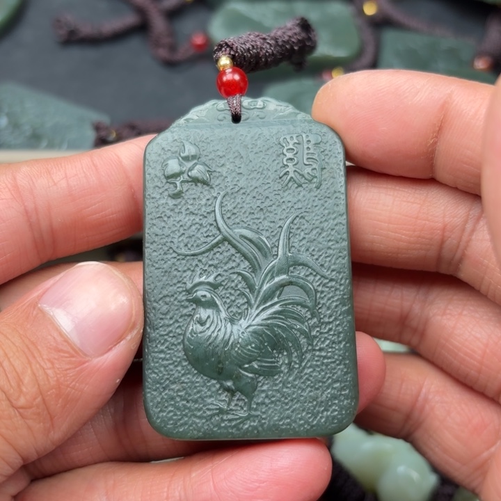 和田玉吊坠未镶嵌