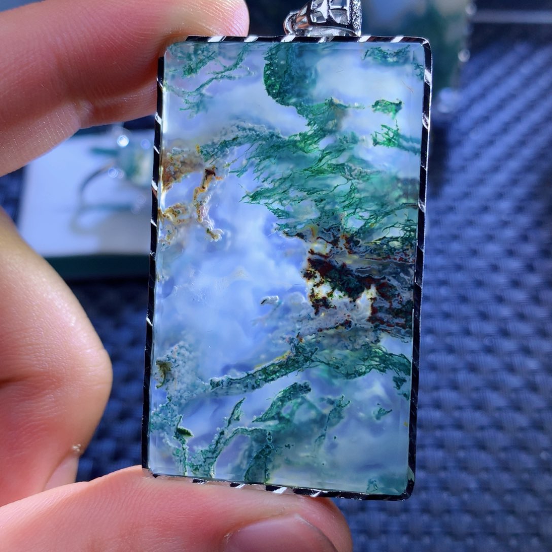 未镶嵌颈饰玛瑙/玉髓清*