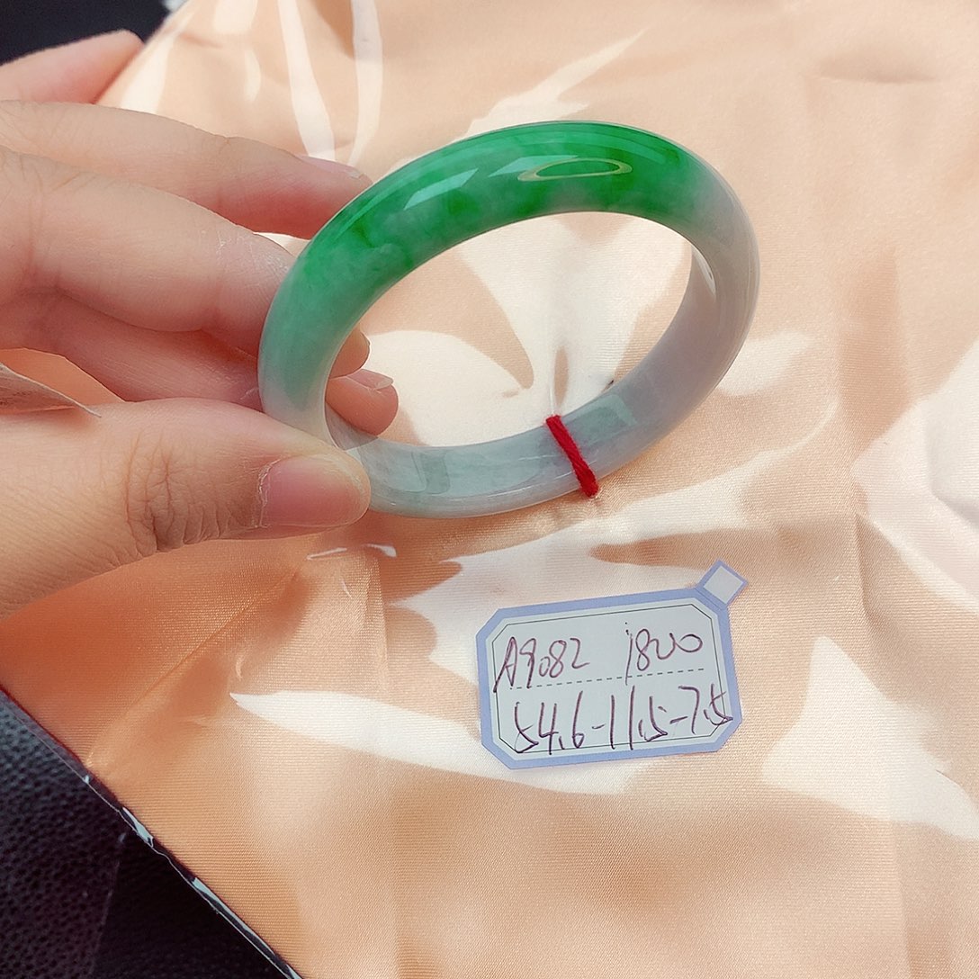 翡翠手镯未镶嵌5****5天然缅甸翡翠A货