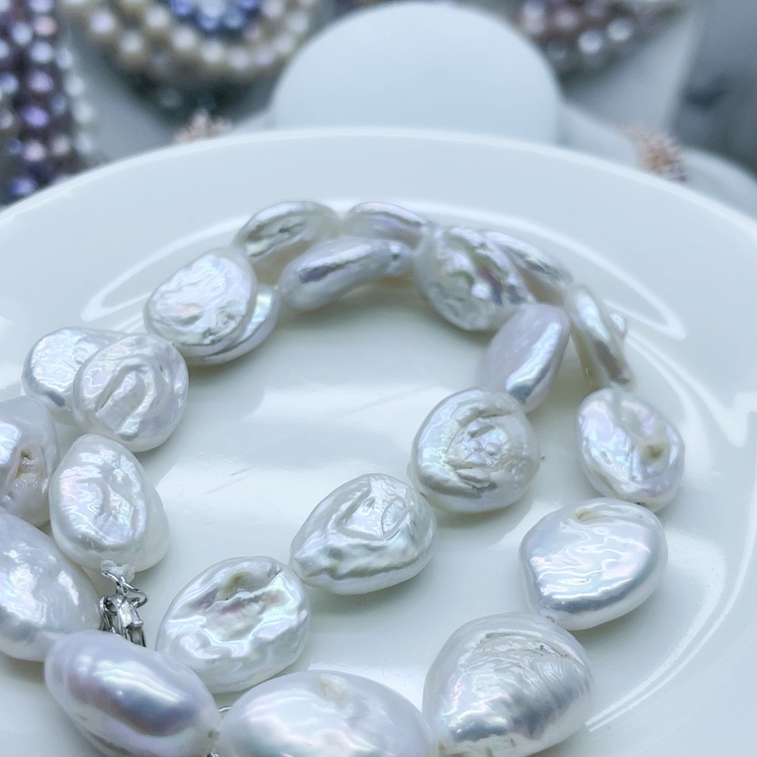 淡水珍珠颈饰钛钢