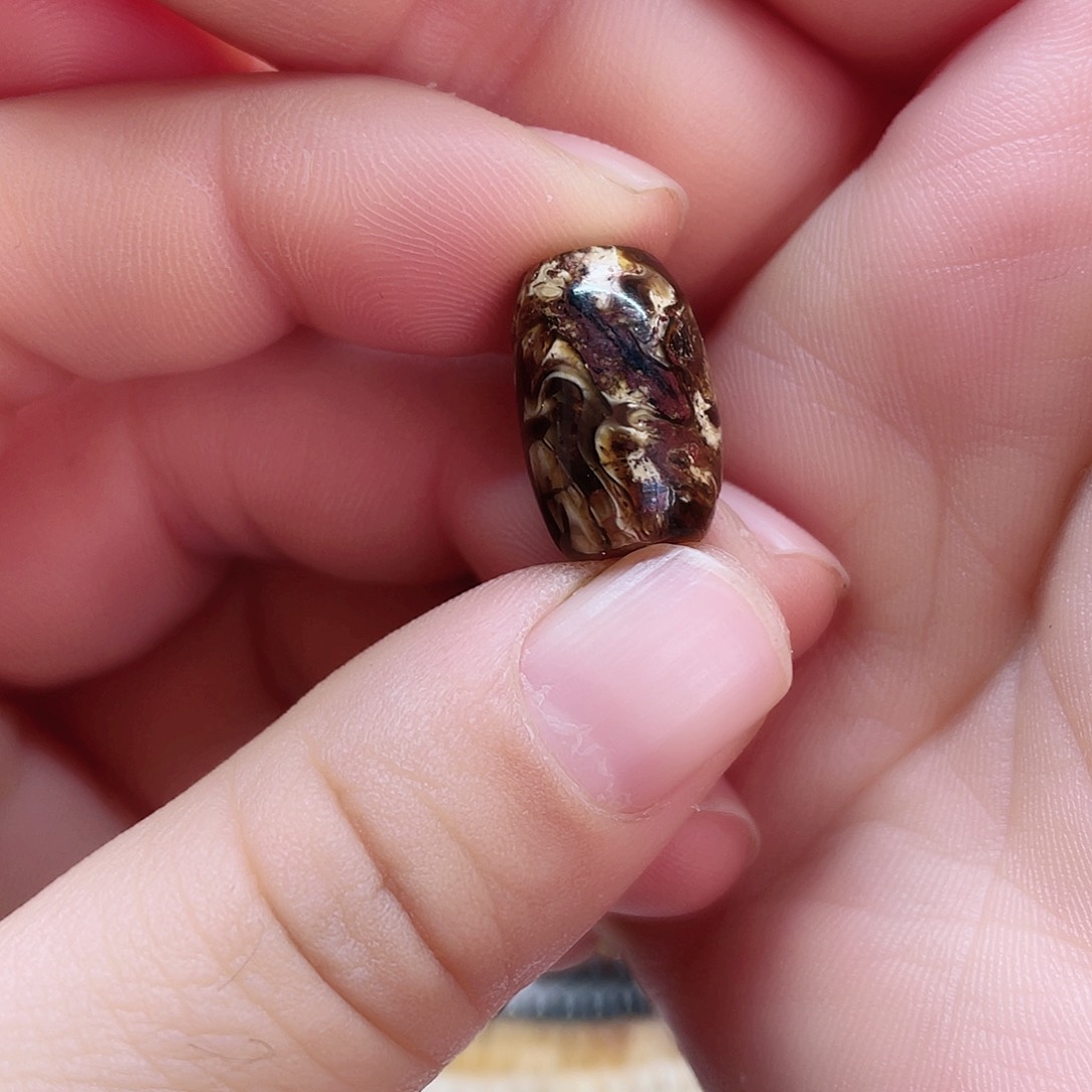 琥珀裸石未镶嵌陶****）大