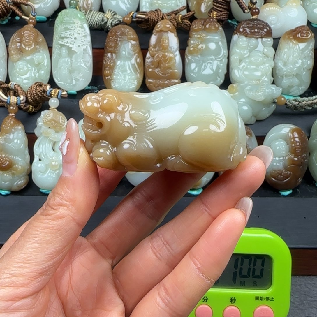 和田玉挂件未镶嵌水*珑