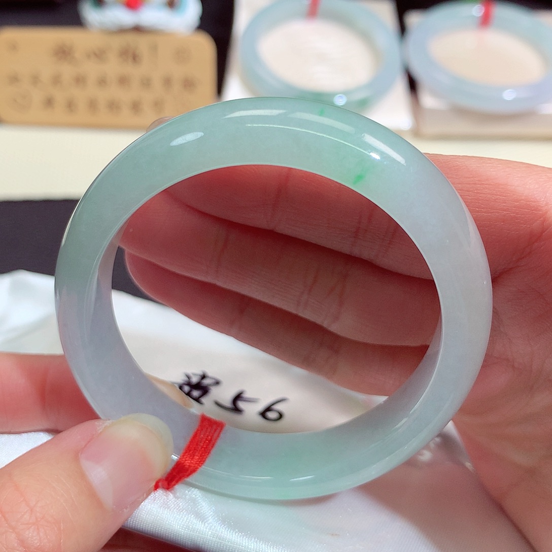 翡翠未镶嵌手镯1276