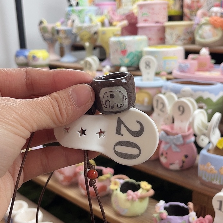 20…..手工手绘花盆