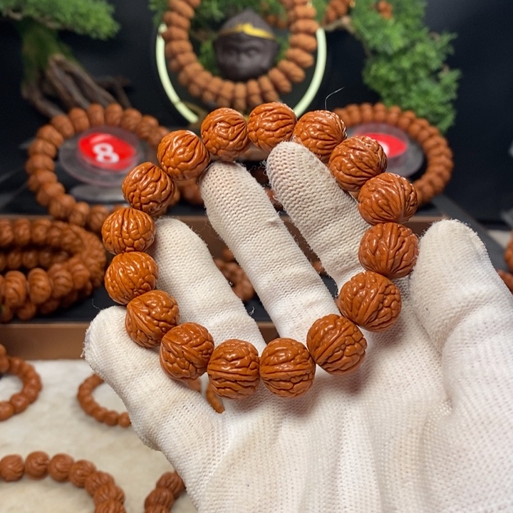 桃核吊坠秦岭龙纹