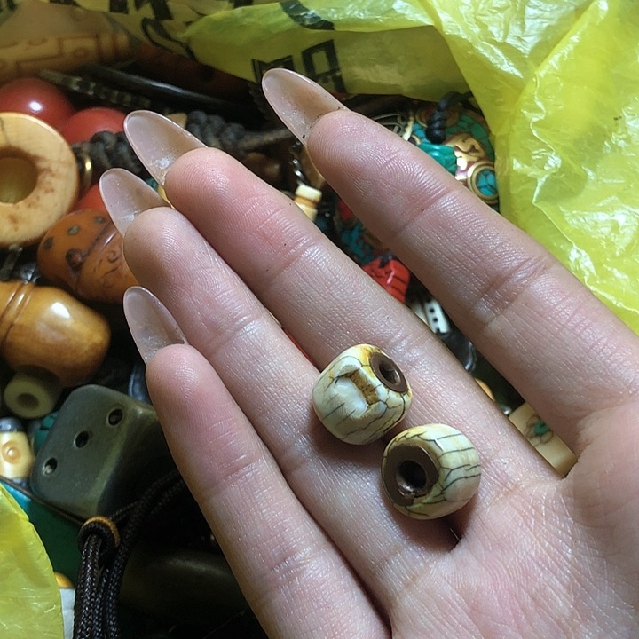 藏地老物件高级白j s k s k ka q