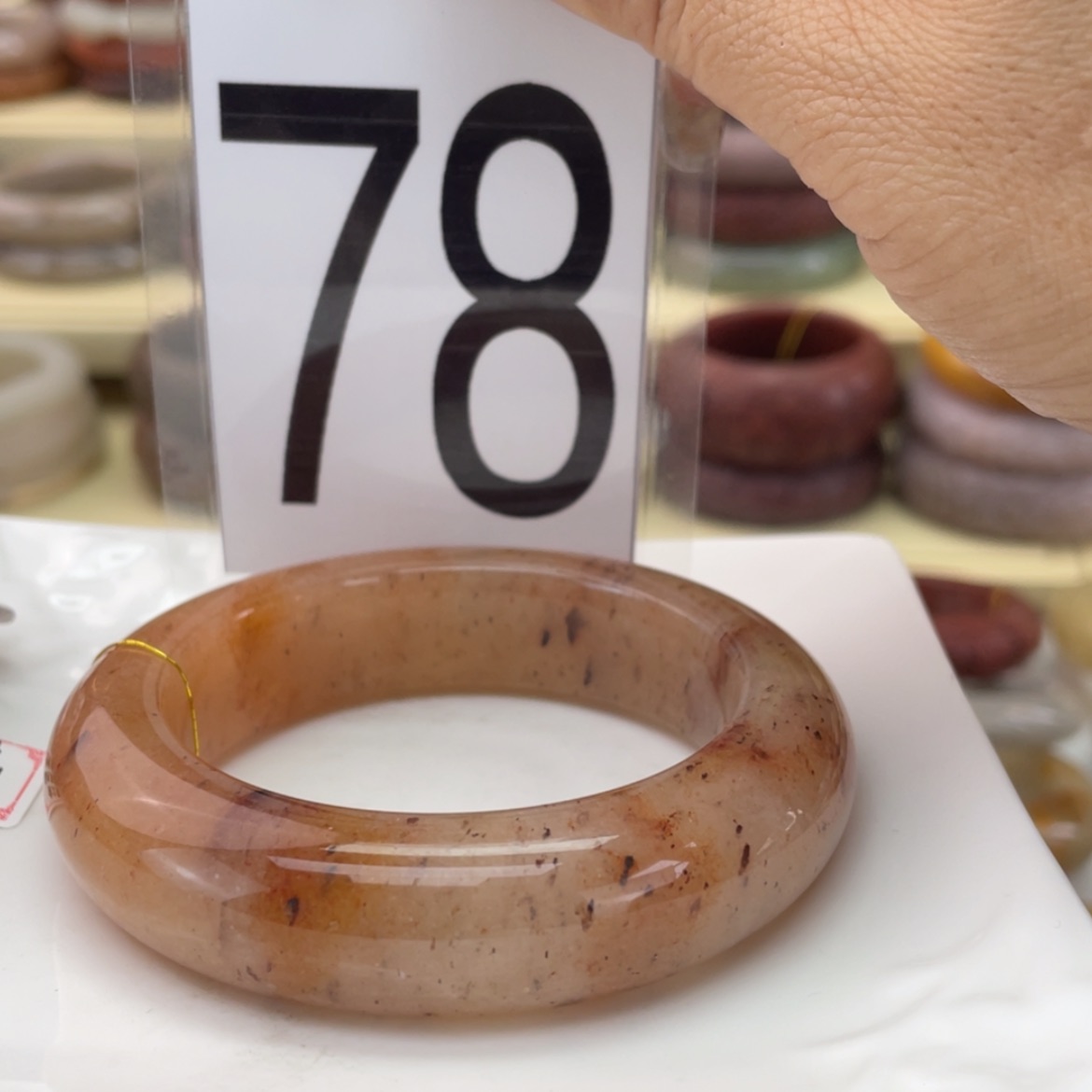 【闪购商品】石英质玉未镶嵌手镯