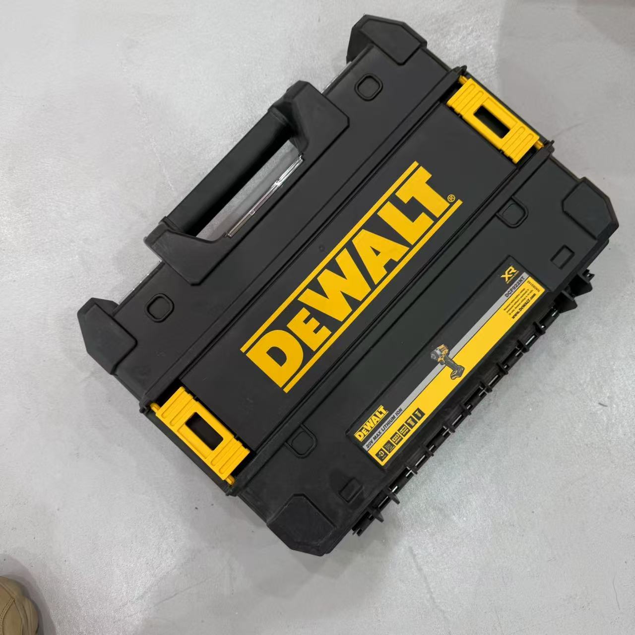 ZZ五金 电锤箱子 工具箱 微瑕手动工具