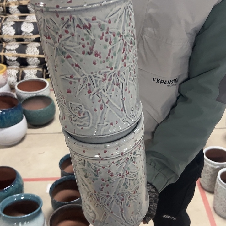高度27厘米口15厘米
