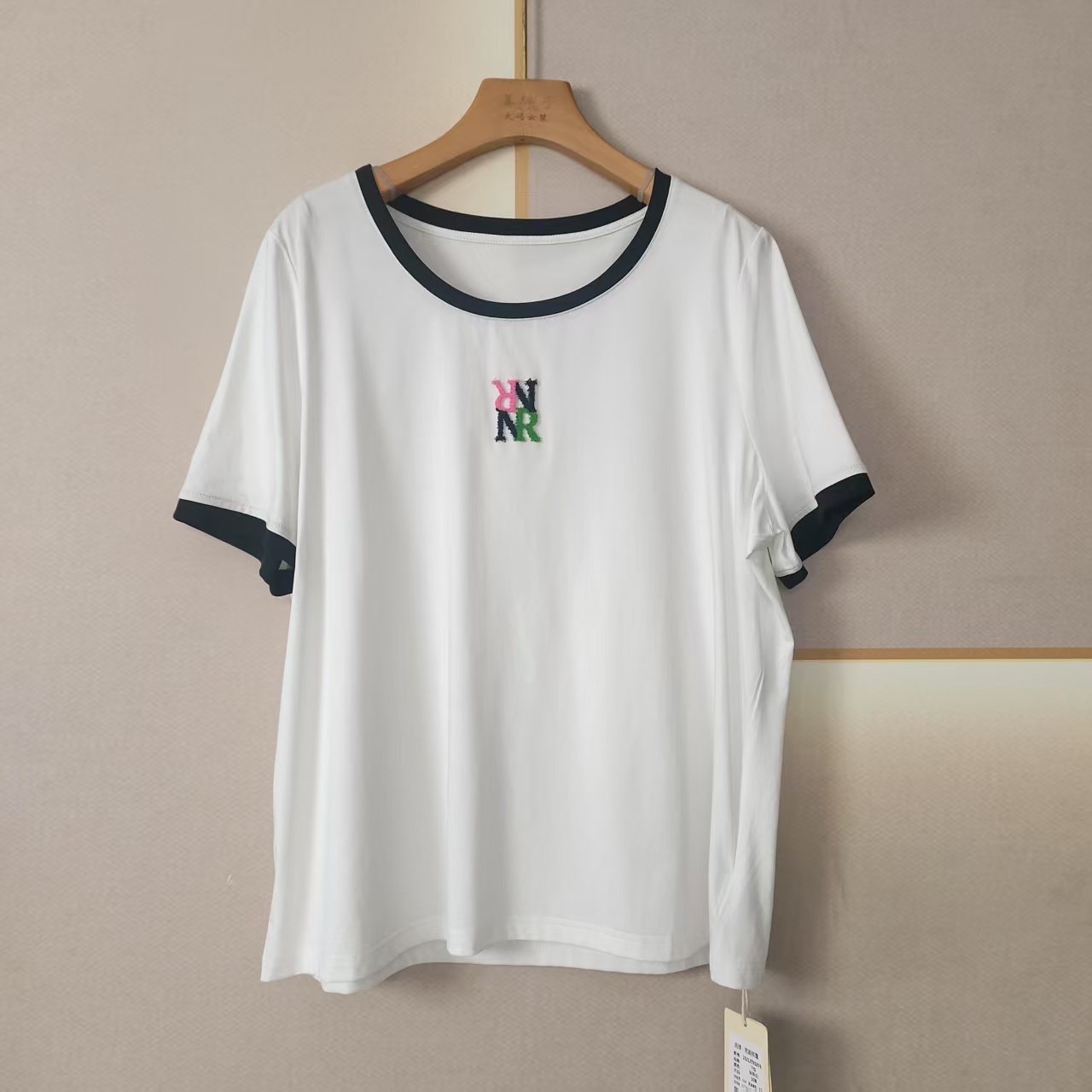 【不 退 不 换】夏季 休闲 简约 短袖 1076