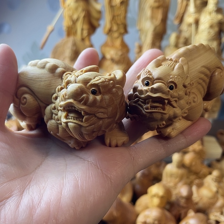 柏木（崖柏）崖柏公母貔貅一对