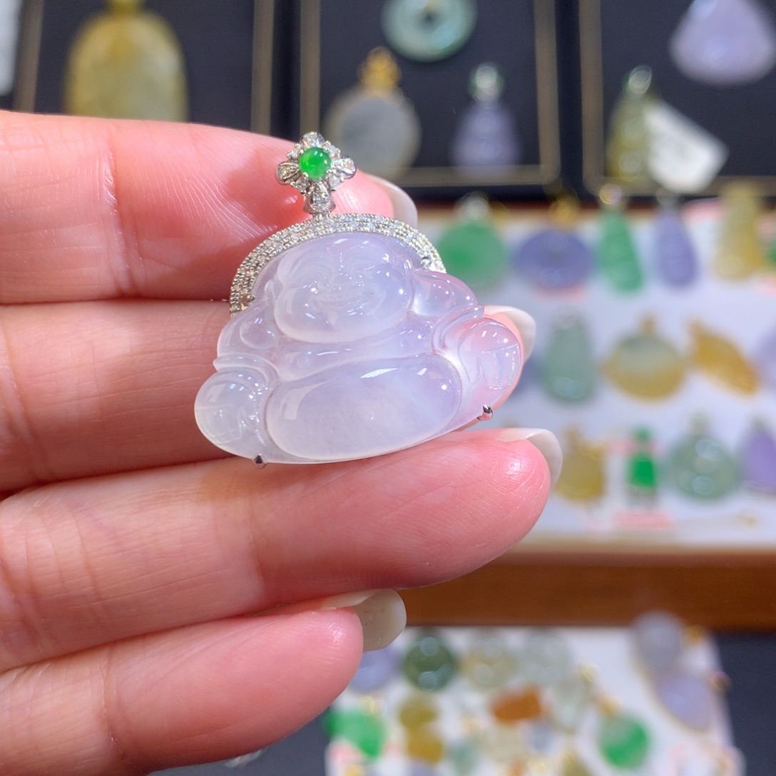 翡翠18K金镶嵌颈饰