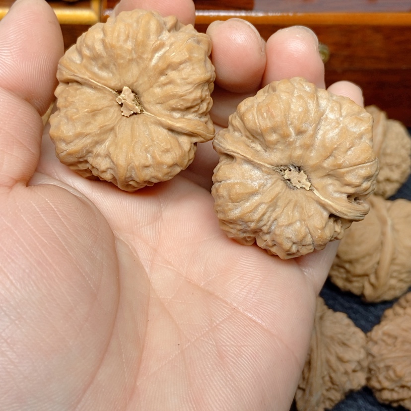【闪购商品】文玩核桃吊坠育****享蛙蛙39