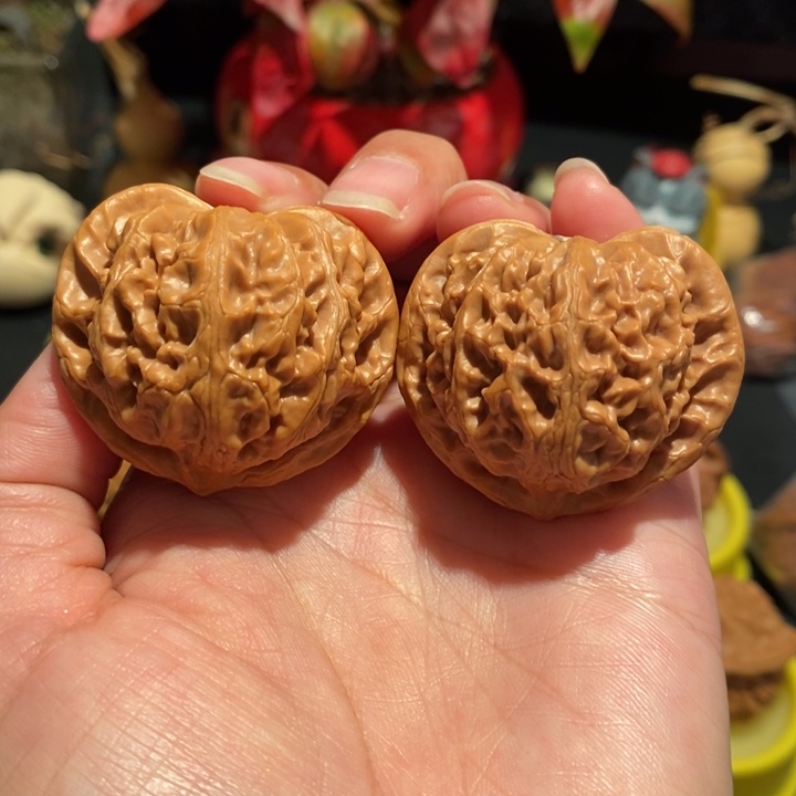 也文玩核桃42尺宫灯狮子头