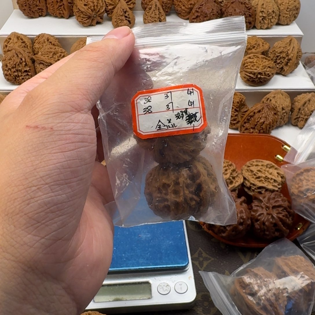 ****亮吊坠文玩核桃苹果园