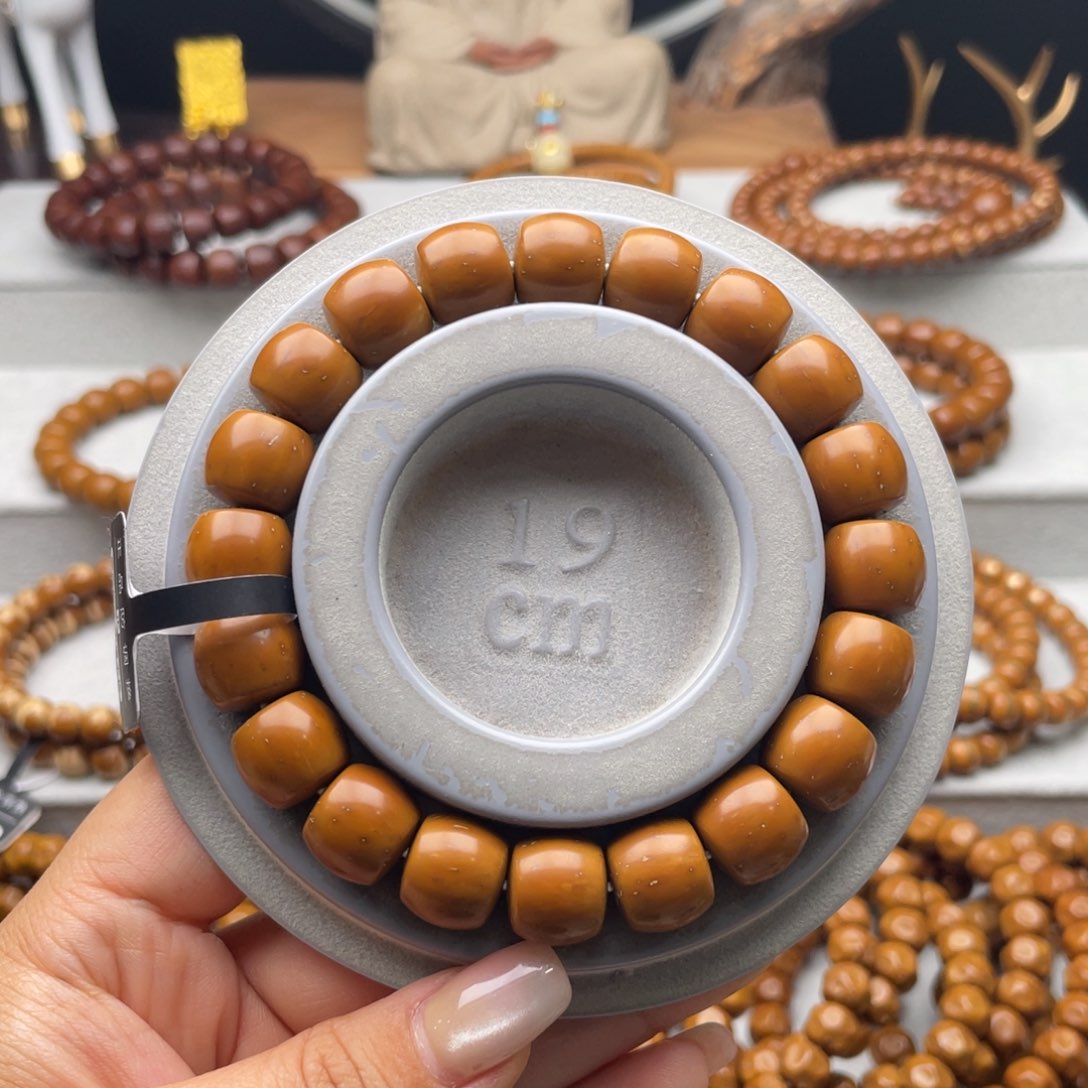 勇***弃紫金鼠手串紫金鼠实心直切12毕业