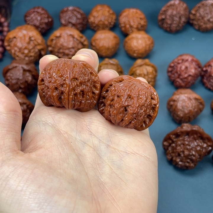 文玩核桃吊坠血麒麟1 HDC#00#